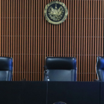Condenan a 12 años de prisión a exempleado del ISBM por peculado