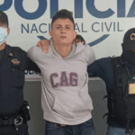 Candidato a la presidencia de Colombia supera con éxito primera cirugía tras sufrir ataque armado