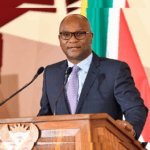 Marc Bernal renueva con el FC Barcelona hasta 2029