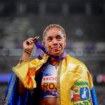 Leyanis Pérez es oro en el Mundial de Atletismo 2025