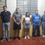 Hombre es rescatado tras caer a barranco del río Acelhuate en San Salvador