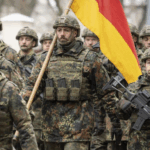 Cuatro hombres reciben 18 años de prisión por tentativa de homicidio y coerción a víctimas en Santa Ana