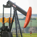 ICE detiene en EE. UU. a pandillero salvadoreño buscado por homicidio y extorsión