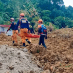 Incautan más de mil celulares durante operativos en comercios de Apopa