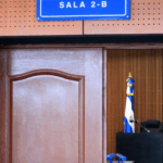 Preparan apertura de la villa navideña en el Centro Histórico de San Salvador