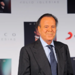 Bukele visita Costa Rica para impulsar cárcel de alta seguridad inspirada en el CECOT