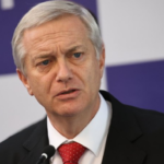 Subastan por US$2,8 millones retrato de George Washington inspirado en el billete de un dólar