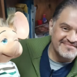 Reciben a Norman Quijano para notificarle condena por delitos electorales