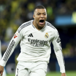 Trump confirma su ausencia en el Super Bowl y critica a artistas del medio tiempo