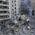 Capturan a hombre por estafar a 44 personas con boletos aéreos falsos