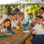 Detienen a empleado acusado de hurtar más de $5,000 en bebidas alcohólicas de distribuidora en Santa Tecla