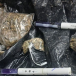 Condenan a dos hombres a ocho años de prisión por tráfico de cocaína en Santa Ana