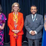 Sheinbaum exige a Ecuador reconocer la incursión en la embajada mexicana para restablecer relaciones