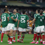 Afganistán lanza ataques aéreos en Pakistán