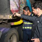 Capturan a cinco sujetos tras intentar embestir a policías en San Salvador